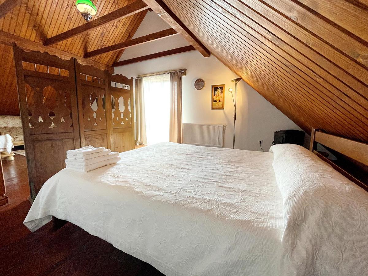 Villa Zoryany Dvir Skhidnytsia Esterno foto